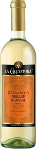 Игристое вино Garganega Muller Thurgau Frizzante, La Cacciatora, IGT, 0.75 л