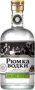Водка с кедровым настоем, Рюмка Водки, 0.5 л
