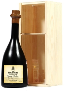 Кальвадос Millesime, Pere Magloire, Vintage, более 20 лет, 0.7 л (п/у)
