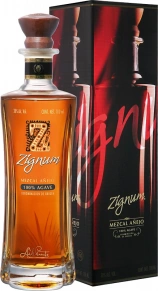 Текила Zignum, Anejo, 18 месяцев, 0.7 л (п/у)