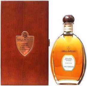 Граппа Affinata in botti da Sauternes, Dellavalle, 10 лет, 0.7 л (п/у)
