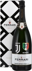 Игристое вино Brut Juventus Edition, Ferrari, DOC, 1.5 л (п/у)