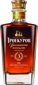 Коньяк Троекуров, 3 zvezdy, 3 года, 0.25 л